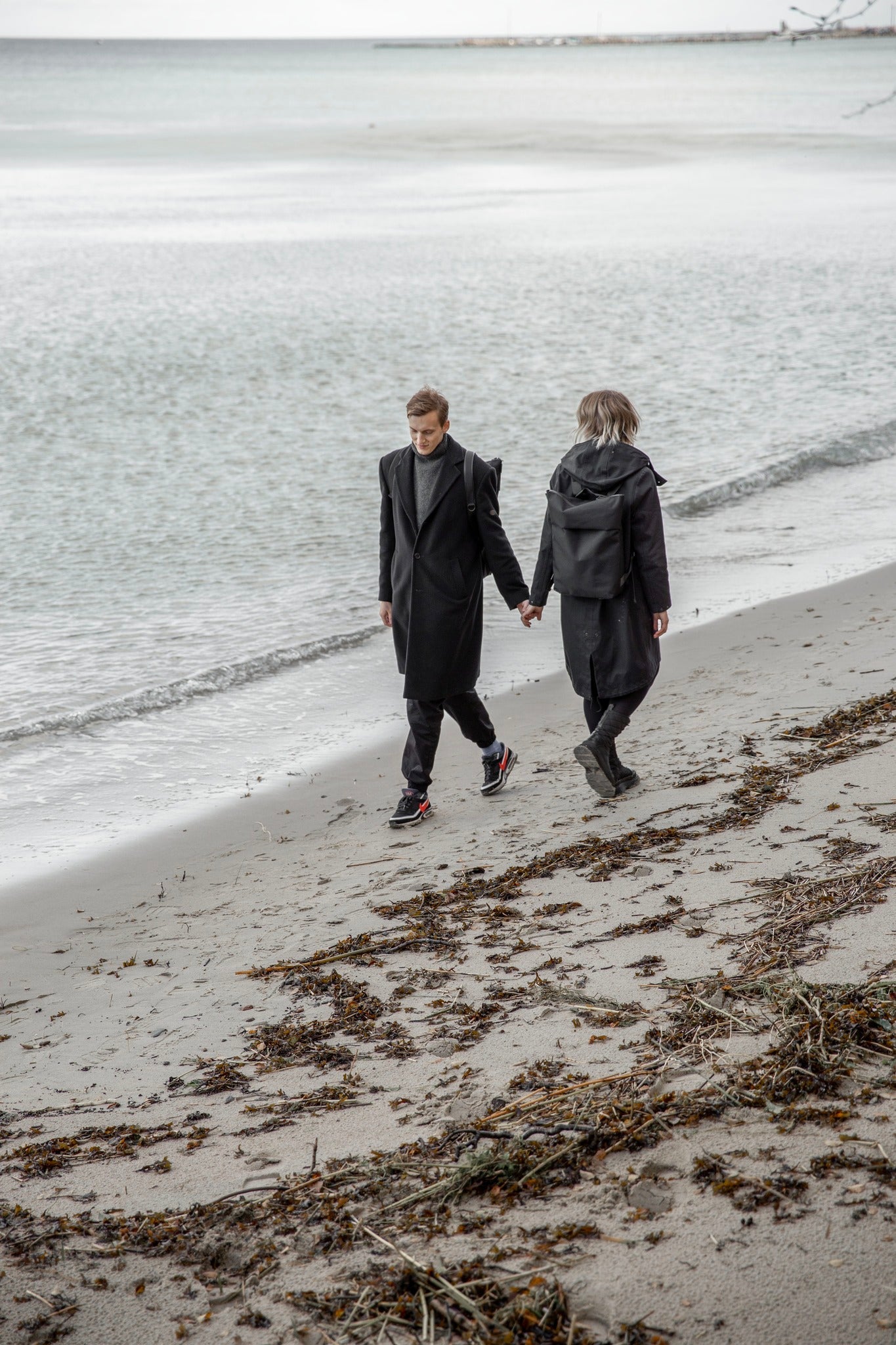 HØLAR Säänkestävä Reppu