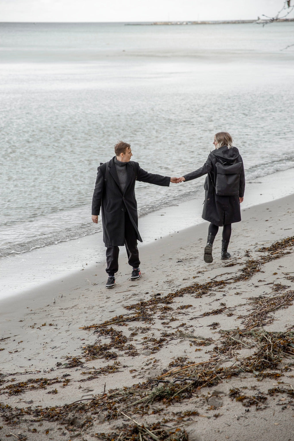 HØLAR Säänkestävä Reppu