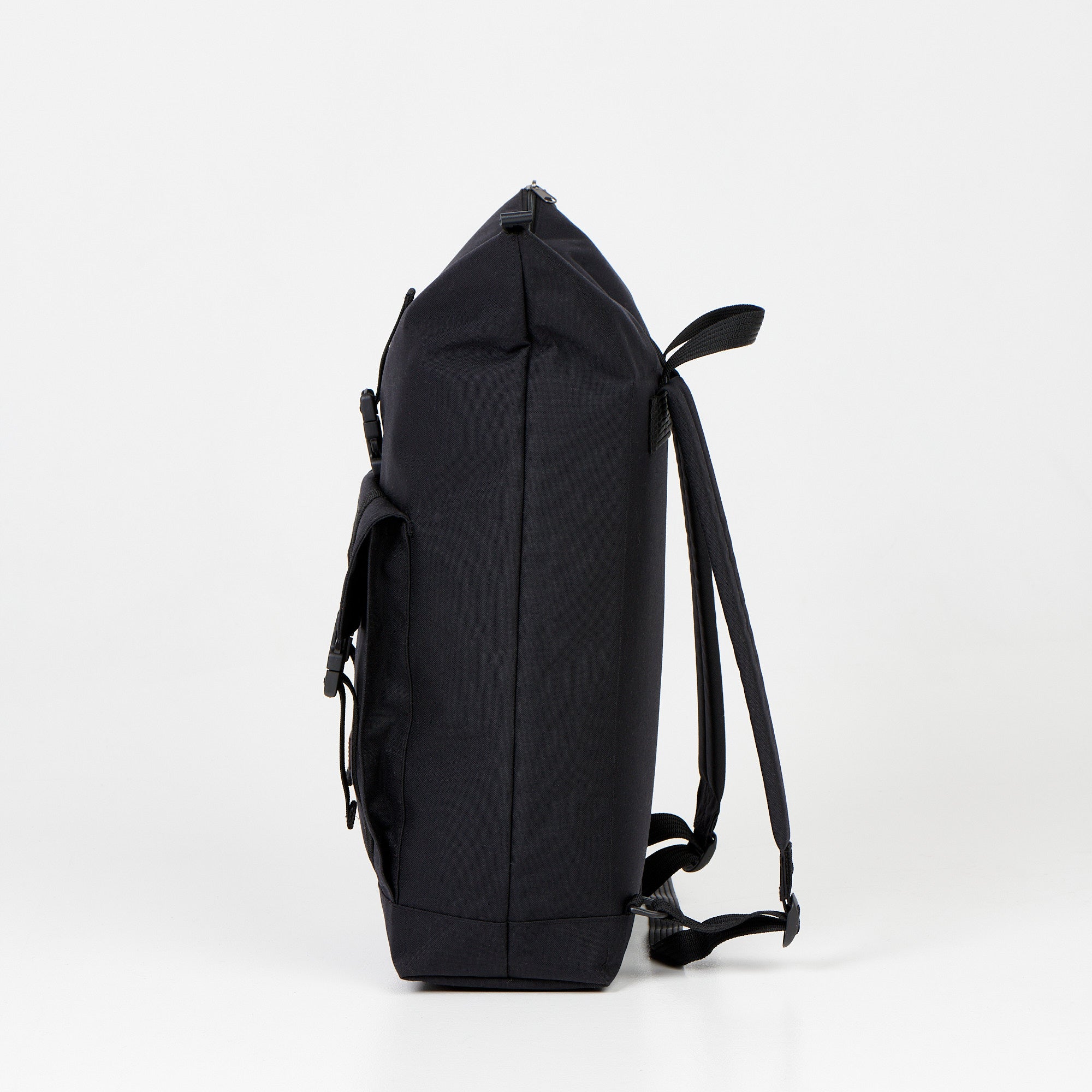Cliff 25L Reppu – Musta